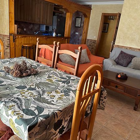 Casas Rurales Cerro Lobo Yeste Eksteriør billede